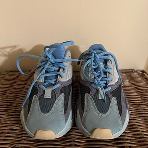 Adidas Yeezy Boost 700 Carbon Blue